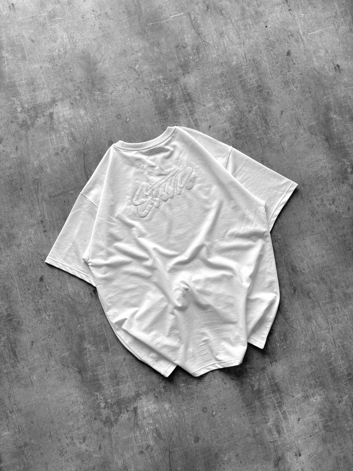 SNT. Oversized Essential Black Tee